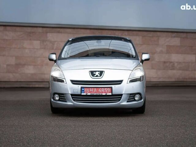 Пежо 5008, объемом двигателя 1.6 л и пробегом 243 тыс. км за 9500 $, фото 6 на Automoto.ua