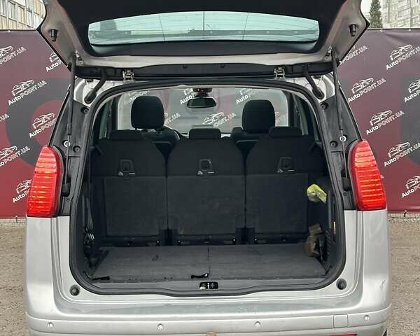 Пежо 5008, объемом двигателя 1.6 л и пробегом 195 тыс. км за 6600 $, фото 10 на Automoto.ua