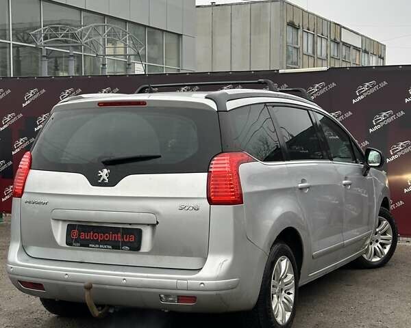 Пежо 5008, объемом двигателя 1.6 л и пробегом 195 тыс. км за 6600 $, фото 7 на Automoto.ua