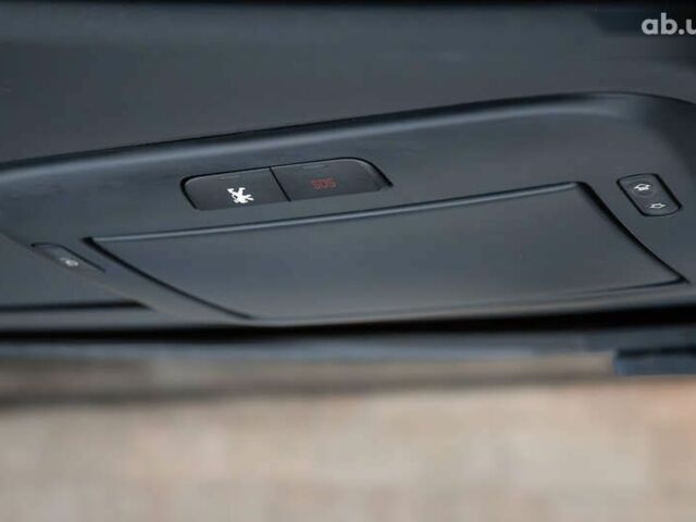 Пежо 5008, объемом двигателя 1.6 л и пробегом 243 тыс. км за 9500 $, фото 21 на Automoto.ua