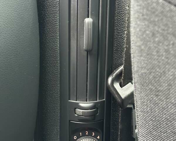 Пежо 5008, объемом двигателя 1.6 л и пробегом 195 тыс. км за 6600 $, фото 19 на Automoto.ua