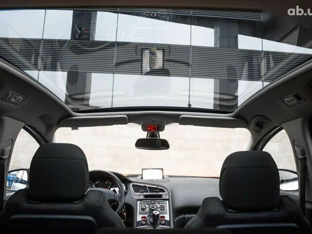 Пежо 5008, объемом двигателя 1.6 л и пробегом 243 тыс. км за 9500 $, фото 17 на Automoto.ua