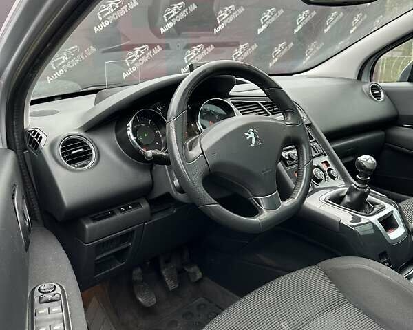 Пежо 5008, объемом двигателя 1.6 л и пробегом 195 тыс. км за 6600 $, фото 27 на Automoto.ua