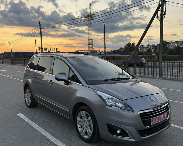 Пежо 5008, объемом двигателя 1.56 л и пробегом 208 тыс. км за 9650 $, фото 14 на Automoto.ua