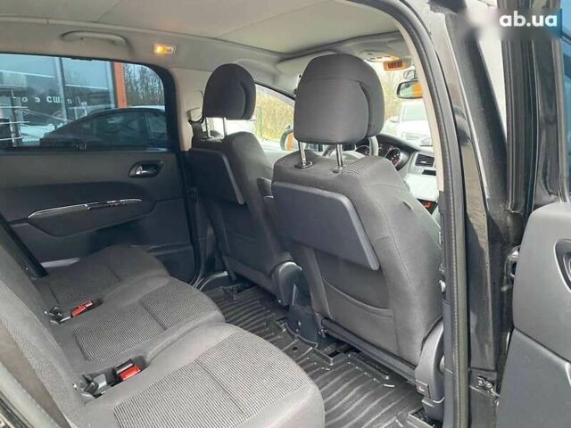 Пежо 5008, объемом двигателя 2 л и пробегом 240 тыс. км за 11600 $, фото 22 на Automoto.ua