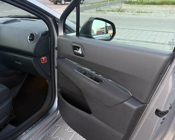 Пежо 5008, объемом двигателя 1.56 л и пробегом 208 тыс. км за 9650 $, фото 29 на Automoto.ua