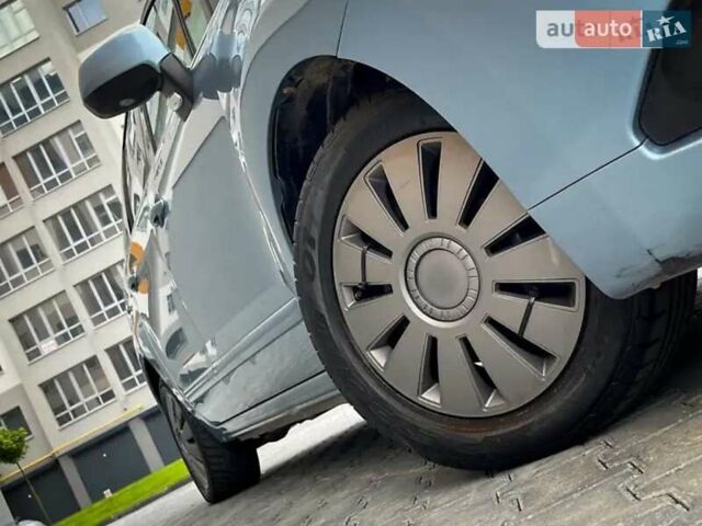 Пежо 5008, объемом двигателя 1.6 л и пробегом 240 тыс. км за 6000 $, фото 5 на Automoto.ua