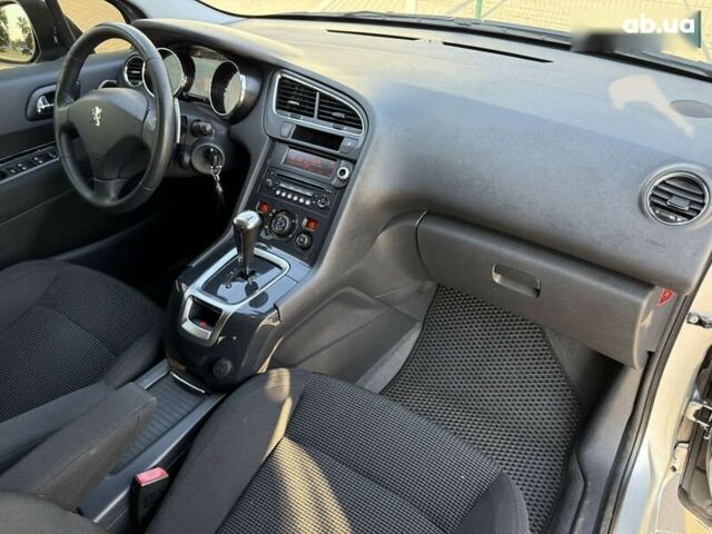 Пежо 5008, объемом двигателя 1.6 л и пробегом 253 тыс. км за 6300 $, фото 29 на Automoto.ua