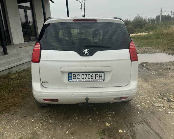 Пежо 5008, объемом двигателя 2 л и пробегом 233 тыс. км за 10500 $, фото 3 на Automoto.ua