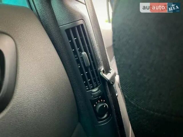 Пежо 5008, объемом двигателя 1.6 л и пробегом 240 тыс. км за 6000 $, фото 31 на Automoto.ua