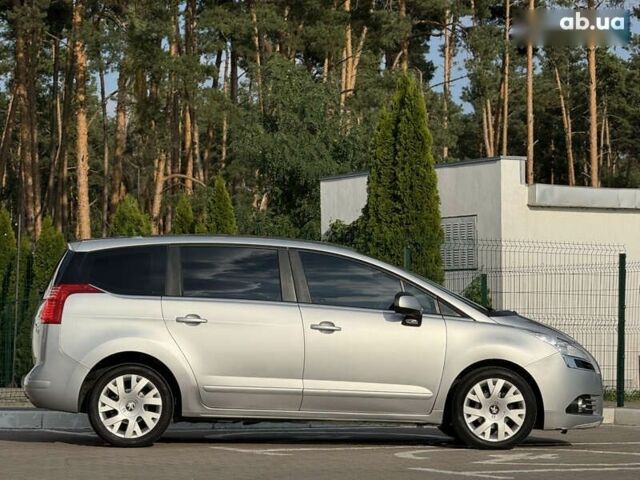 Пежо 5008, объемом двигателя 1.6 л и пробегом 253 тыс. км за 6300 $, фото 9 на Automoto.ua