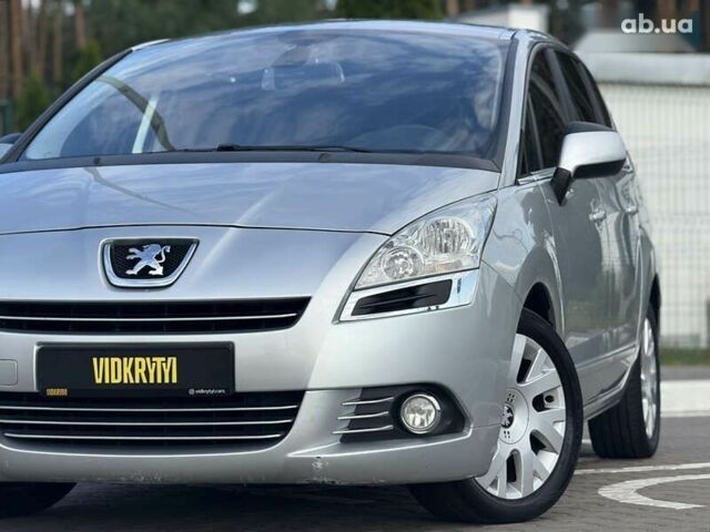 Пежо 5008, объемом двигателя 1.6 л и пробегом 253 тыс. км за 6300 $, фото 2 на Automoto.ua