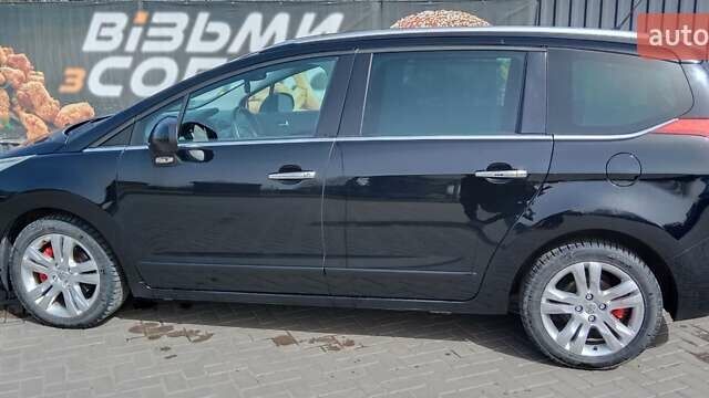 Пежо 5008, объемом двигателя 1.6 л и пробегом 252 тыс. км за 8000 $, фото 2 на Automoto.ua