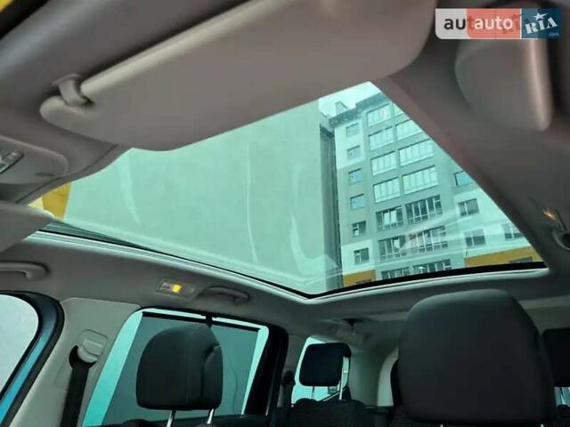 Пежо 5008, объемом двигателя 1.6 л и пробегом 240 тыс. км за 6000 $, фото 16 на Automoto.ua