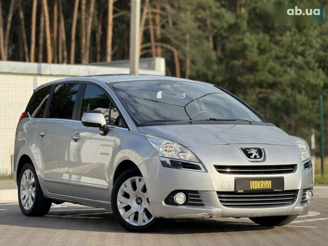 Пежо 5008, объемом двигателя 1.6 л и пробегом 253 тыс. км за 6300 $, фото 5 на Automoto.ua