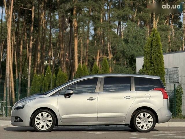 Пежо 5008, объемом двигателя 1.6 л и пробегом 253 тыс. км за 6300 $, фото 6 на Automoto.ua