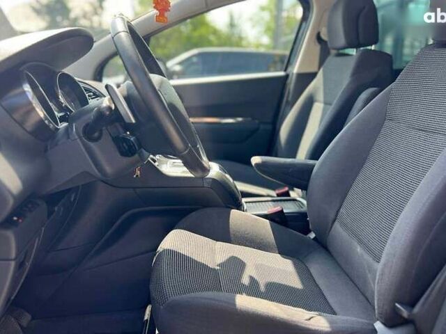 Пежо 5008, об'ємом двигуна 1.6 л та пробігом 306 тис. км за 9000 $, фото 10 на Automoto.ua
