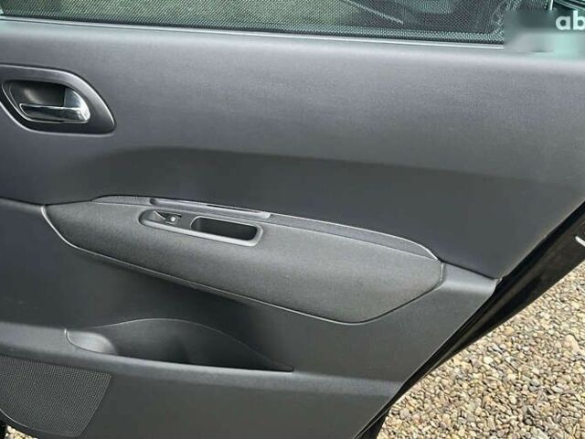 Пежо 5008, объемом двигателя 1.6 л и пробегом 254 тыс. км за 9999 $, фото 18 на Automoto.ua