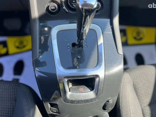 Пежо 5008, объемом двигателя 1.6 л и пробегом 220 тыс. км за 8600 $, фото 14 на Automoto.ua
