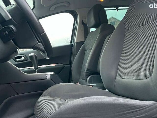 Пежо 5008, объемом двигателя 1.6 л и пробегом 254 тыс. км за 9999 $, фото 9 на Automoto.ua