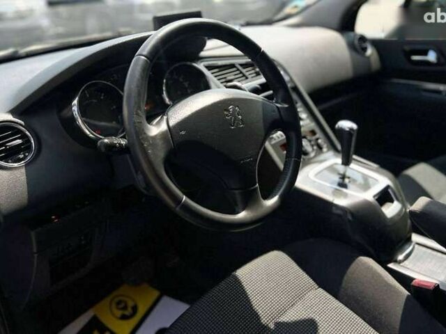Пежо 5008, об'ємом двигуна 1.6 л та пробігом 306 тис. км за 9000 $, фото 9 на Automoto.ua