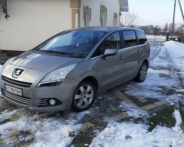 Пежо 5008, объемом двигателя 1.56 л и пробегом 232 тыс. км за 9400 $, фото 2 на Automoto.ua