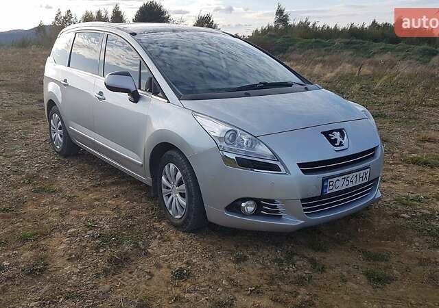 Пежо 5008, об'ємом двигуна 2 л та пробігом 267 тис. км за 9700 $, фото 1 на Automoto.ua