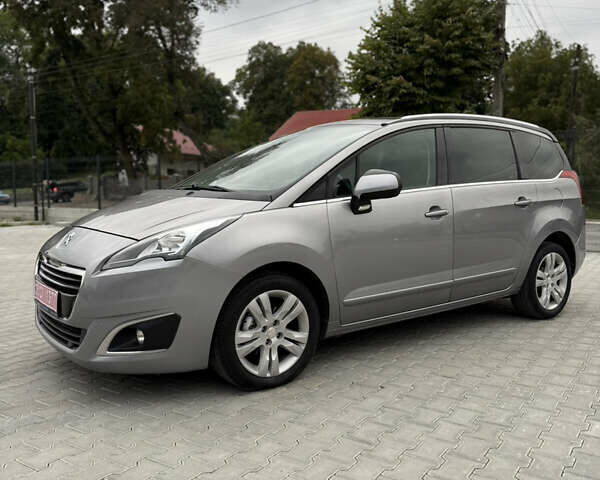 Пежо 5008, объемом двигателя 1.56 л и пробегом 208 тыс. км за 9699 $, фото 8 на Automoto.ua