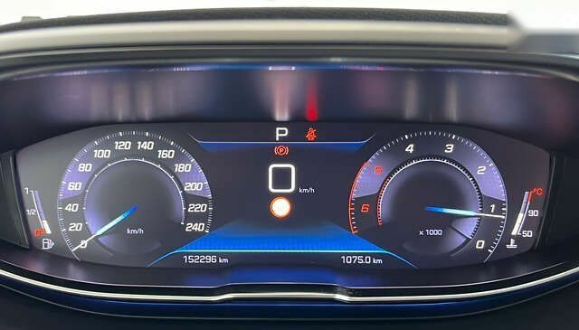 Пежо 5008, об'ємом двигуна 1.5 л та пробігом 152 тис. км за 20850 $, фото 10 на Automoto.ua