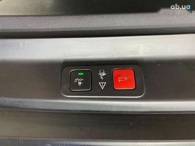 Пежо 5008, об'ємом двигуна 1.5 л та пробігом 159 тис. км за 22650 $, фото 5 на Automoto.ua