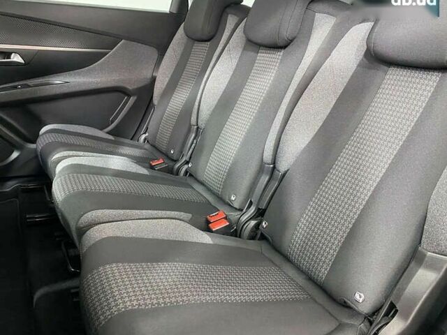 Пежо 5008, об'ємом двигуна 1.5 л та пробігом 171 тис. км за 20850 $, фото 10 на Automoto.ua