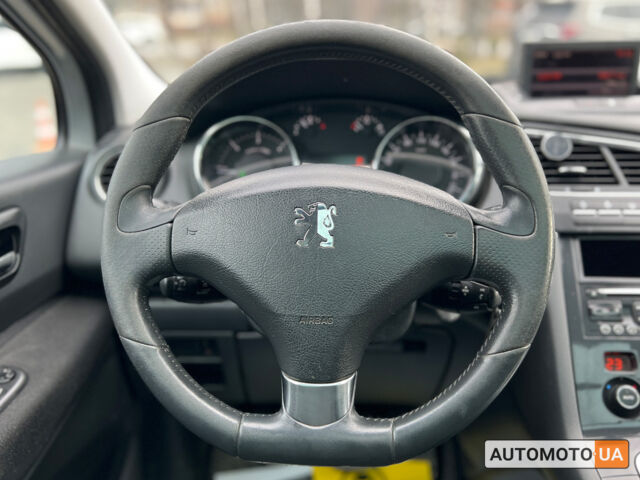 Серый Пежо 5008, объемом двигателя 2 л и пробегом 326 тыс. км за 8600 $, фото 15 на Automoto.ua