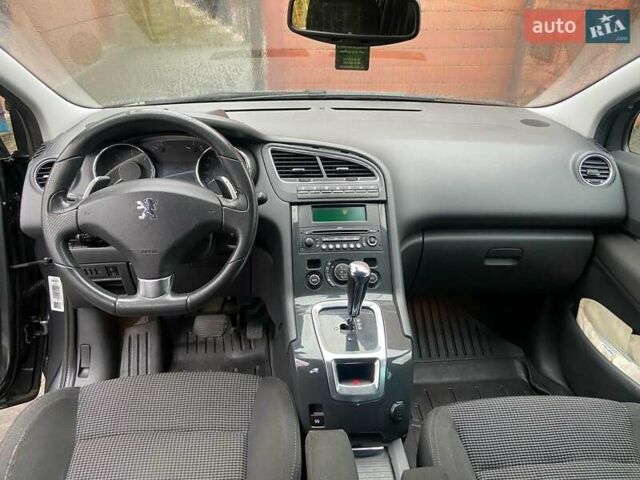 Серый Пежо 5008, объемом двигателя 1.56 л и пробегом 210 тыс. км за 8900 $, фото 10 на Automoto.ua