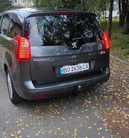 Сірий Пежо 5008, об'ємом двигуна 1.6 л та пробігом 174 тис. км за 6400 $, фото 8 на Automoto.ua