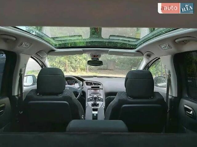 Пежо 5008 2009 в Ивано-Франковске на Automoto.ua Серый Пежо 5008, объемом двигателя 1.6 л и пробегом 146 тыс. км за 7500 $, фото 18 на Automoto.ua