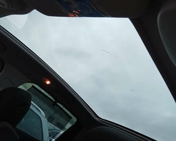 Сірий Пежо 5008, об'ємом двигуна 1.6 л та пробігом 238 тис. км за 6450 $, фото 16 на Automoto.ua