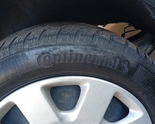 Сірий Пежо 5008, об'ємом двигуна 1.56 л та пробігом 283 тис. км за 6500 $, фото 20 на Automoto.ua