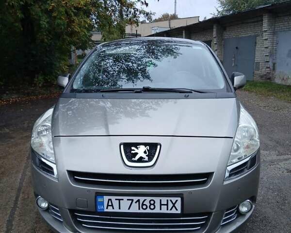 Сірий Пежо 5008, об'ємом двигуна 1.6 л та пробігом 238 тис. км за 6450 $, фото 4 на Automoto.ua