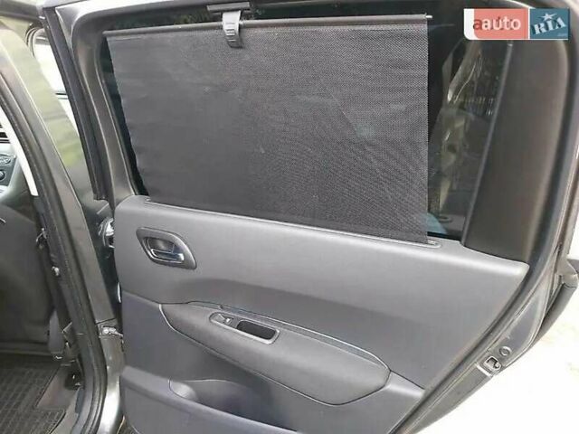 Пежо 5008 2009 в Ивано-Франковске на Automoto.ua Серый Пежо 5008, объемом двигателя 1.6 л и пробегом 146 тыс. км за 7500 $, фото 10 на Automoto.ua