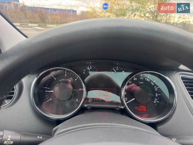 Пежо 5008 2010 в Ровно на Automoto.ua Серый Пежо 5008, объемом двигателя 2 л и пробегом 176 тыс. км за 9700 $, фото 29 на Automoto.ua