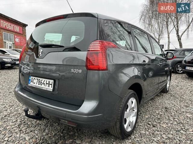 Серый Пежо 5008, объемом двигателя 1.6 л и пробегом 280 тыс. км за 7800 $, фото 3 на Automoto.ua