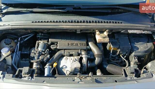 Серый Пежо 5008, объемом двигателя 1.6 л и пробегом 317 тыс. км за 6900 $, фото 34 на Automoto.ua