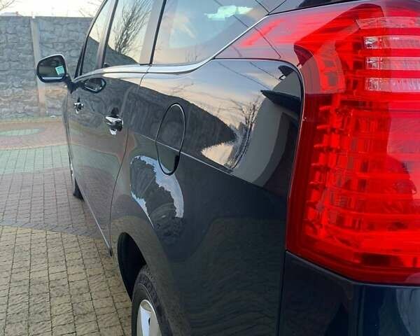 Серый Пежо 5008, объемом двигателя 2 л и пробегом 239 тыс. км за 7150 $, фото 35 на Automoto.ua