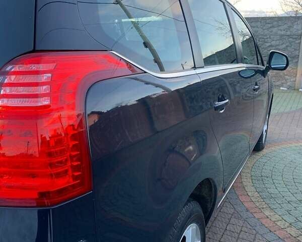 Серый Пежо 5008, объемом двигателя 2 л и пробегом 239 тыс. км за 7150 $, фото 17 на Automoto.ua