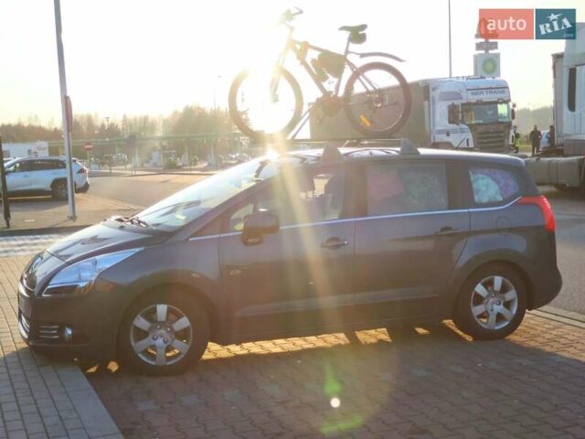 Серый Пежо 5008, объемом двигателя 2 л и пробегом 225 тыс. км за 9594 $, фото 10 на Automoto.ua