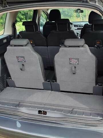 Сірий Пежо 5008, об'ємом двигуна 1.56 л та пробігом 254 тис. км за 7450 $, фото 27 на Automoto.ua