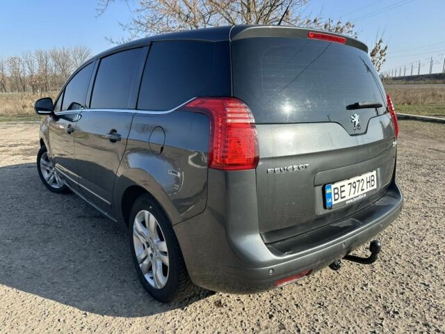 Сірий Пежо 5008, об'ємом двигуна 1.6 л та пробігом 265 тис. км за 7600 $, фото 6 на Automoto.ua