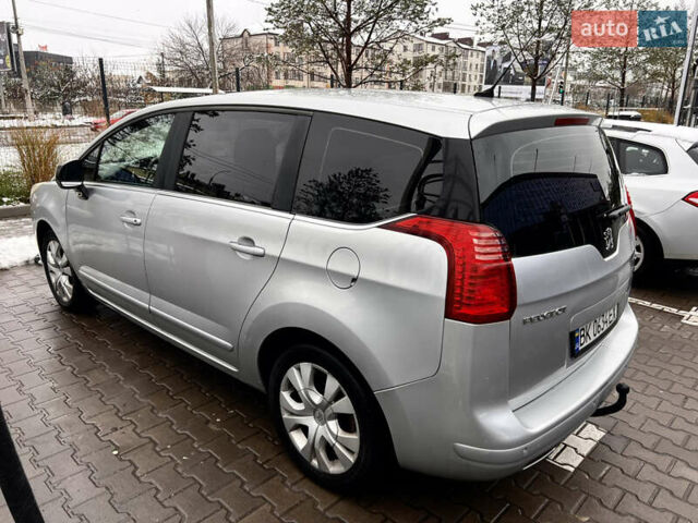 Серый Пежо 5008, объемом двигателя 1.6 л и пробегом 237 тыс. км за 5900 $, фото 4 на Automoto.ua