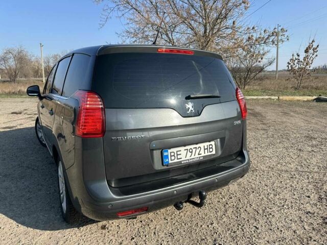 Сірий Пежо 5008, об'ємом двигуна 1.6 л та пробігом 265 тис. км за 7600 $, фото 2 на Automoto.ua