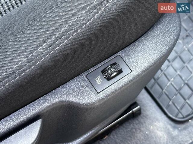 Серый Пежо 5008, объемом двигателя 1.6 л и пробегом 222 тыс. км за 7800 $, фото 22 на Automoto.ua